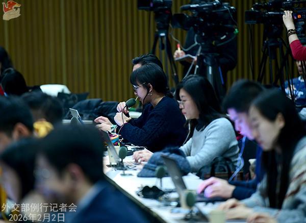 特朗普称欢迎中美商谈达成购买委石油的协议 中方回应